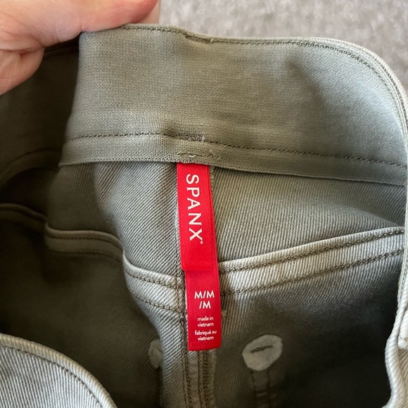 NWT SPANX Stretch Twill Straight Leg Pant in Olive Oil Womens Size M - Picture 12 of 16